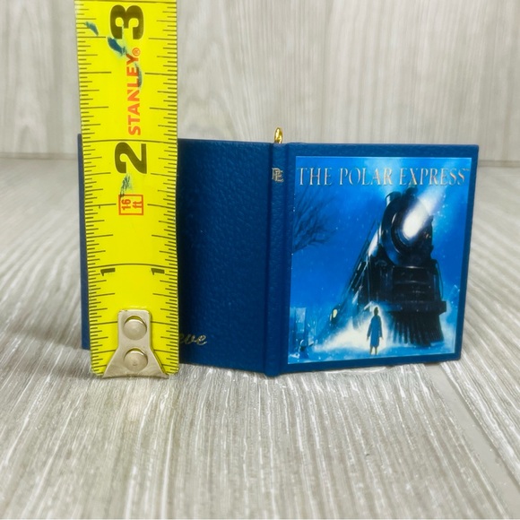Hallmark Keepsake Ornament 2012 The Polar Express Believe in the Magic train - Picture 6 of 8